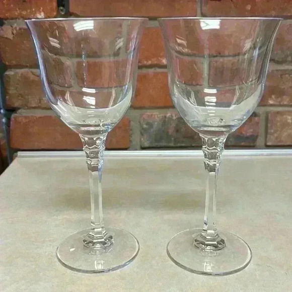 2 Towle Lead Crystal Water/Wine Glasses Pattern "Tudor" - Picture 8 of 8